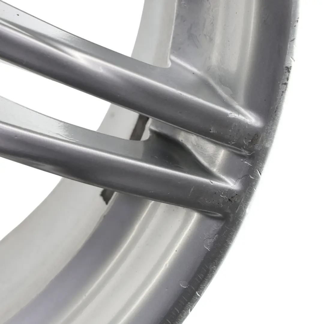 Cerchio anteriore lega argento 19" 8J ET:29 M doppio raggio per BMW Z4 E89 con numero di parte 7842135 BMW Z4 E89 Cerchio anteriore lega argento 19" 8J ET:29 M doppio raggio - SKU 7842135-1 - Numero di parte 7842135