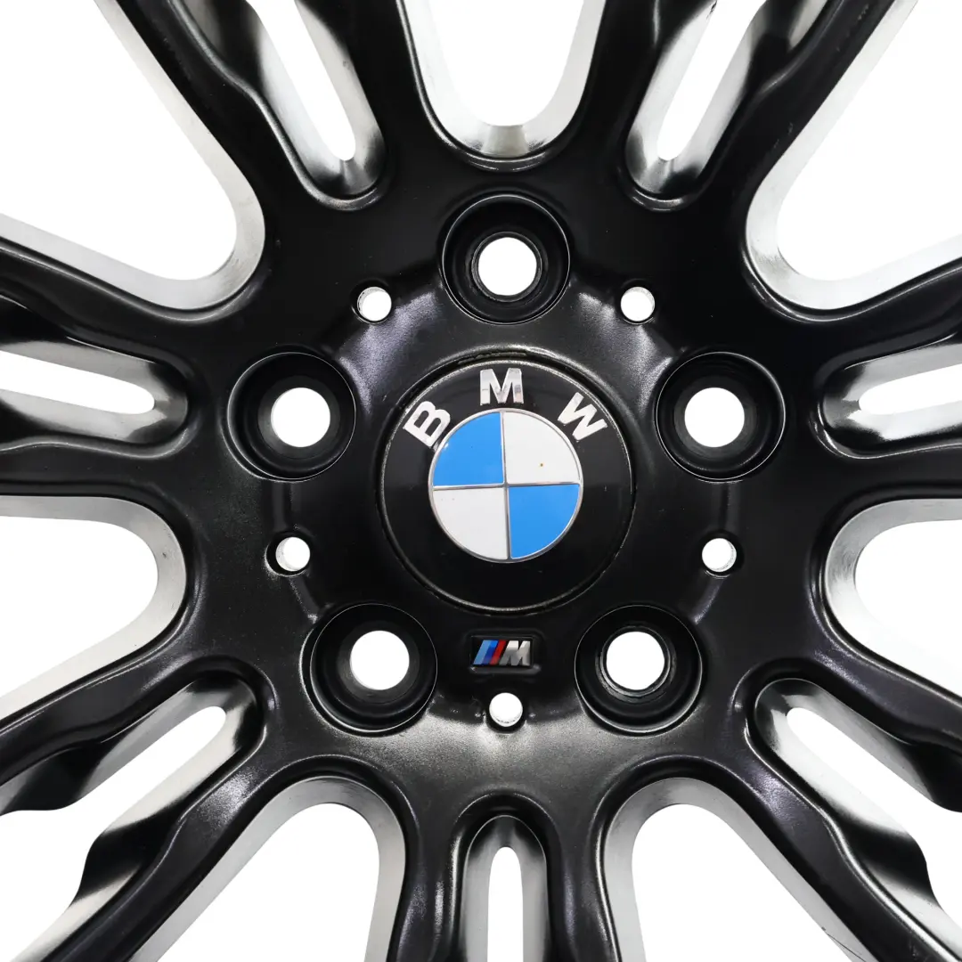 Cerchio Posteriore Lega Nera 19" Et:47 8,5J Star Spoke 403 per BMW F30 F32 con numero di parte 7845883 BMW F30 F32 Cerchio Posteriore Lega Nera 19" Et:47 8,5J Star Spoke 403 - SKU 7845883-6 - Numero di parte 7845883