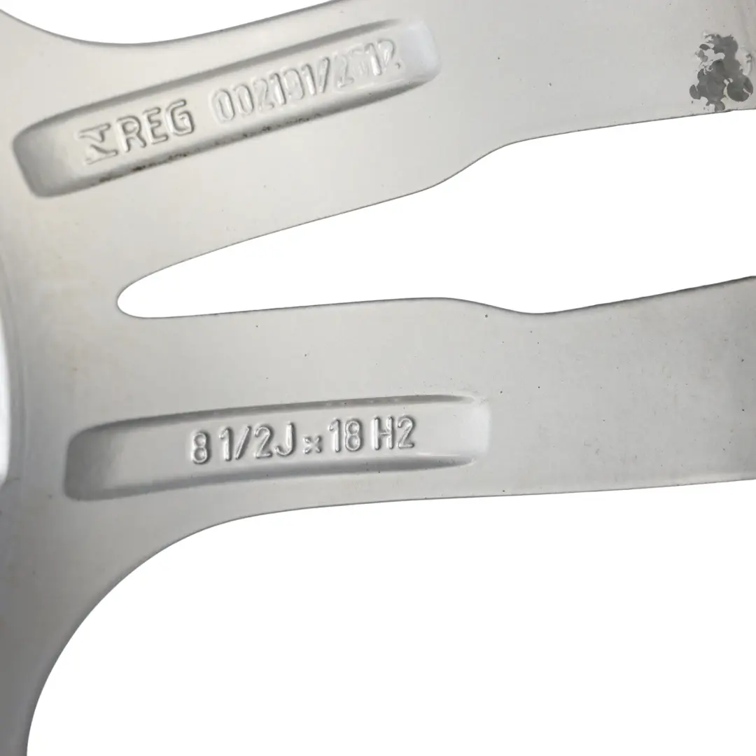 Tylne Koło Felga Aluminiowa 18" 8,5J ET:47 M 441 do BMW F30 F31 F32 o numerze 7846779 BMW F30 F31 F32 Tylne Koło Felga Aluminiowa 18" 8,5J ET:47 M 441 - SKU 7846779-1 - Numer Części 7846779