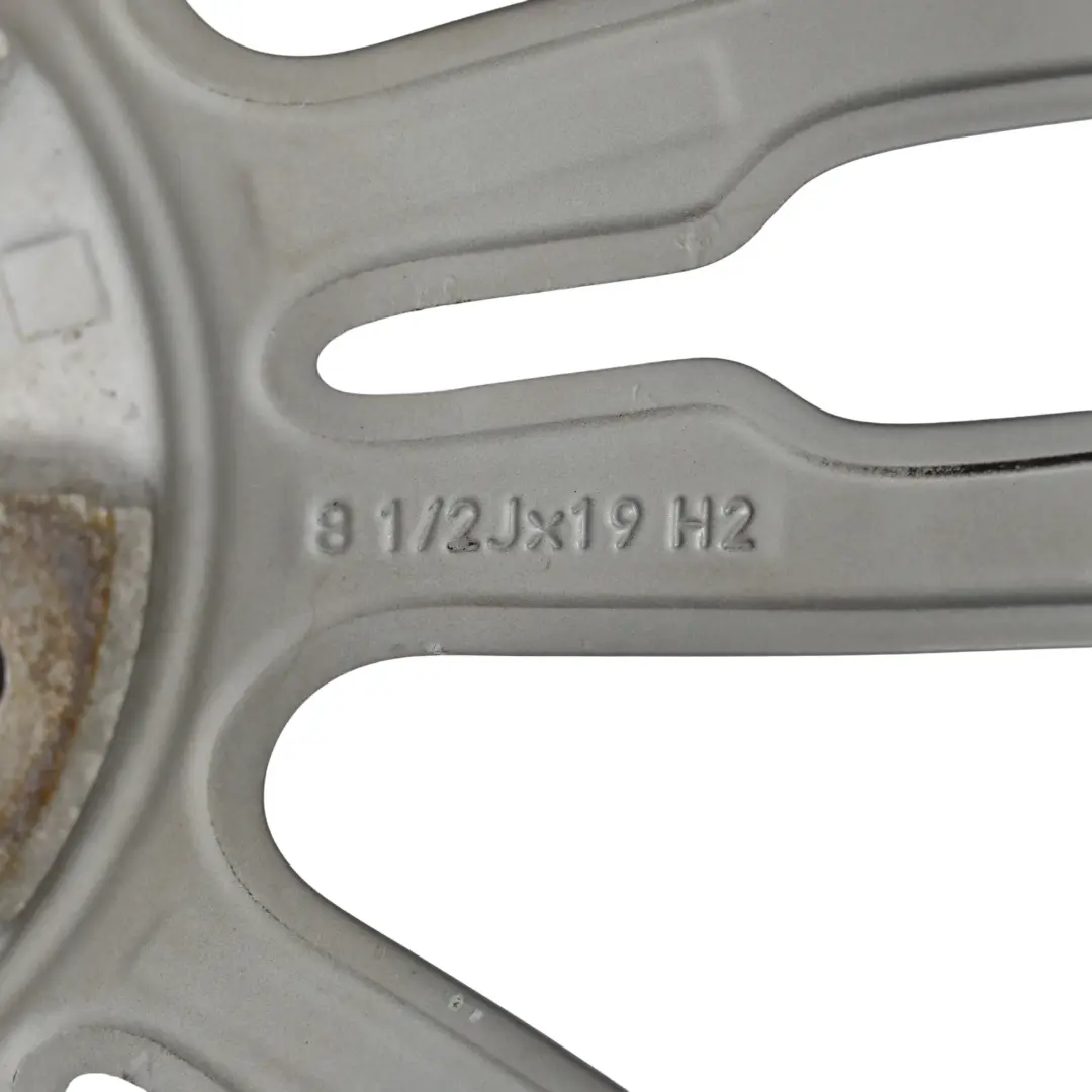 Cerchio posteriore in lega 19" M Star Spoke 403 ET:47 8,5J per BMW F30 F31 F32 con numero di parte 7850021 BMW F30 F31 F32 Cerchio posteriore in lega 19" M Star Spoke 403 ET:47 8,5J - SKU 7850021-2 - Numero di parte 7850021