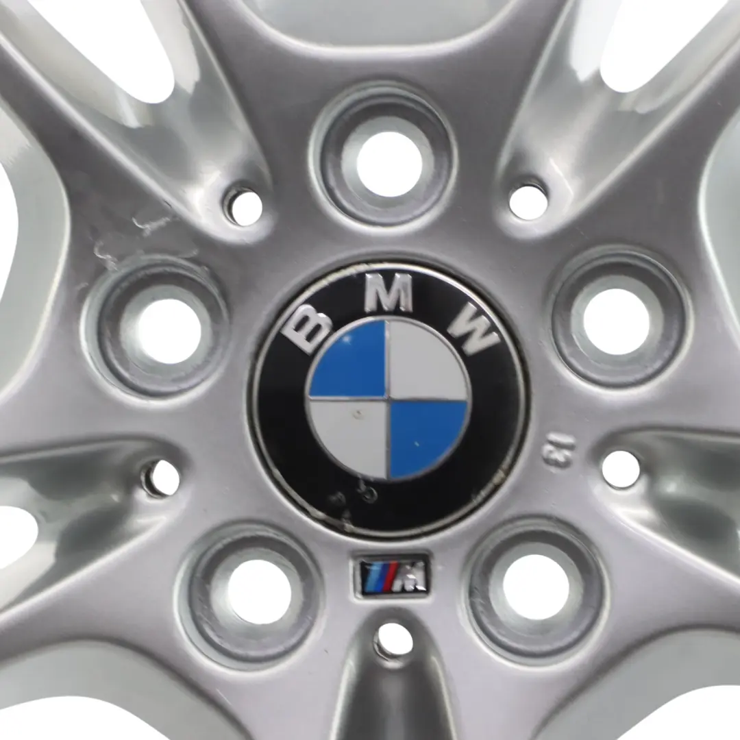 Silber Vorne Felge Alufelge 18" M Doppelspeiche 261 7,5J für BMW E81 E87 mit Teilenummer 7891050 BMW E81 E87 Silber Vorne Felge Alufelge 18" M Doppelspeiche 261 7,5J - SKU 7891050-1 - Teilenummer 7891050