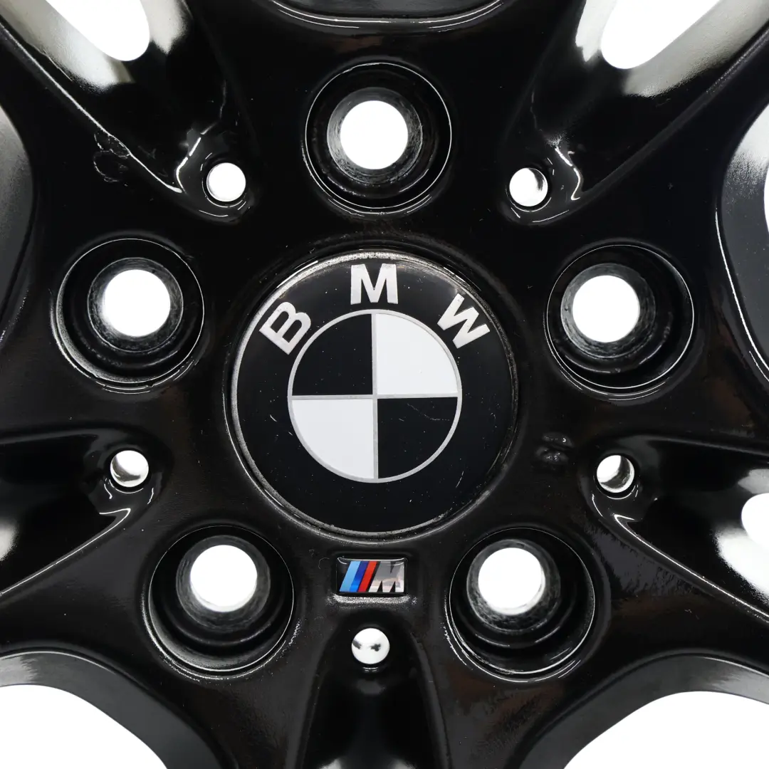 Przednia Czarna Alufelga 18" M Double Spoke 261 7,5J do BMW E81 E87 o numerze 7891050 BMW E81 E87 Przednia Czarna Alufelga 18" M Double Spoke 261 7,5J - SKU 7891050-3 - Numer Części 7891050