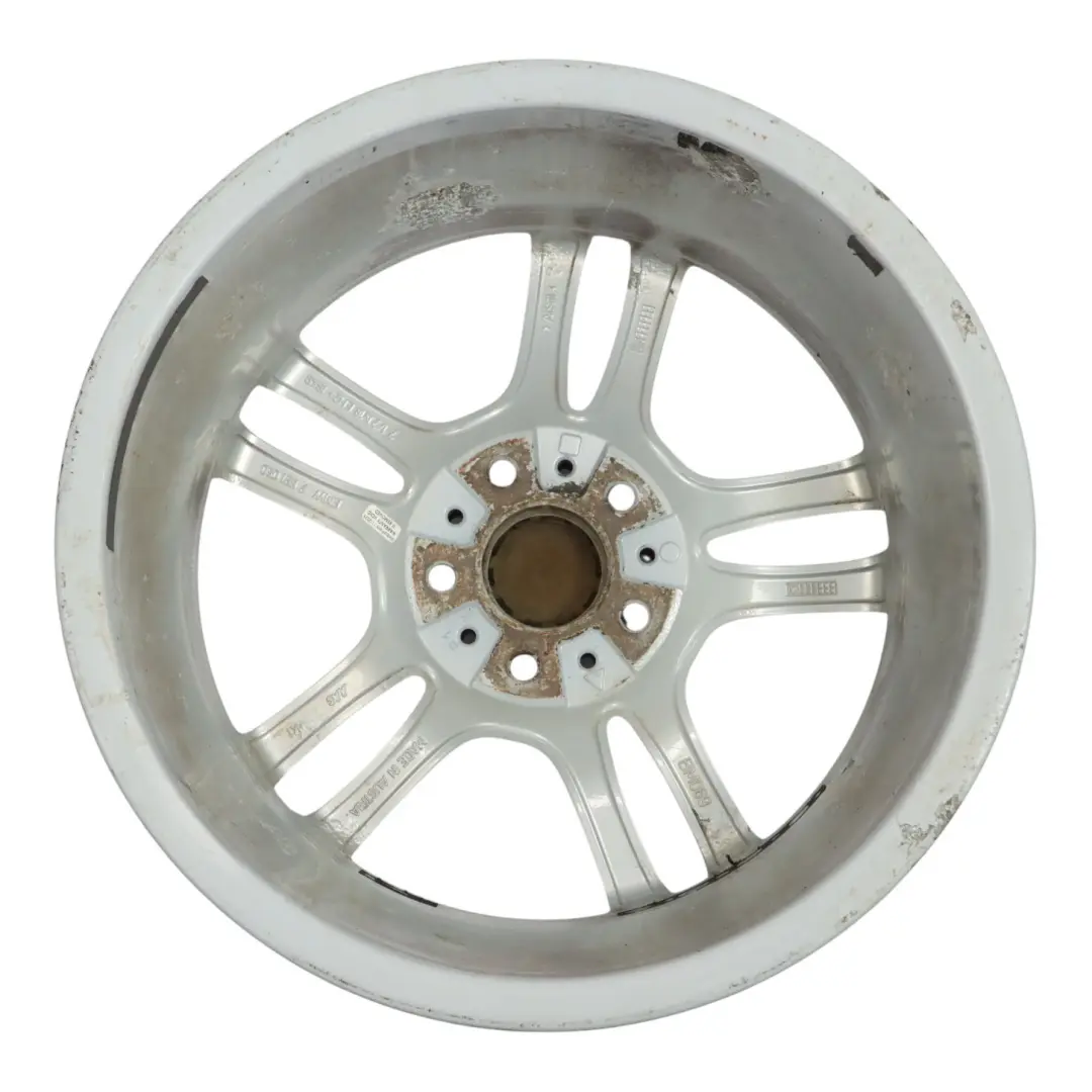 Jante Avant Alliage Argentée 18" 7,5J M À Doubles Rayons 261 pour BMW E81 E87 à propos du numéro de pièce 7891050 BMW E81 E87 Jante Avant Alliage Argentée 18" 7,5J M À Doubles Rayons 261 - SKU 7891050-5 - Numéro de pièce 7891050