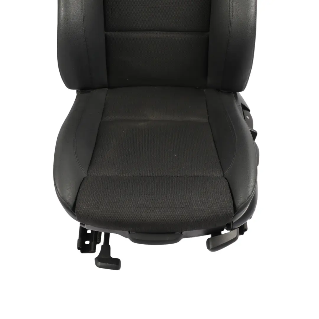 Vorderseite Sitz BMW E81 E82 M Sport Links Seite Schwarzer Stoff / Kunstleder für mit Teilenummer 7903451 Vorderseite Sitz BMW E81 E82 M Sport Links Seite Schwarzer Stoff / Kunstleder - SKU 7903451-1 - Teilenummer 7903451