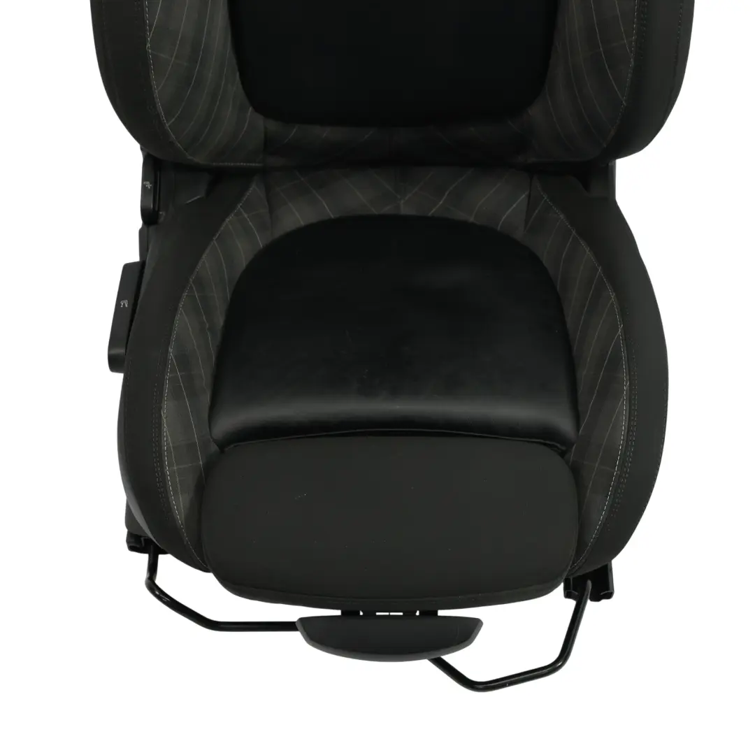 Panno / Pelle Sedile anteriore destro Diamante Nero per Mini Cooper One F56 Sport con numero di parte 7939982 Mini Cooper One F56 Sport Panno / Pelle Sedile anteriore destro Diamante Nero - SKU 7939982-2 - Numero di parte 7939982