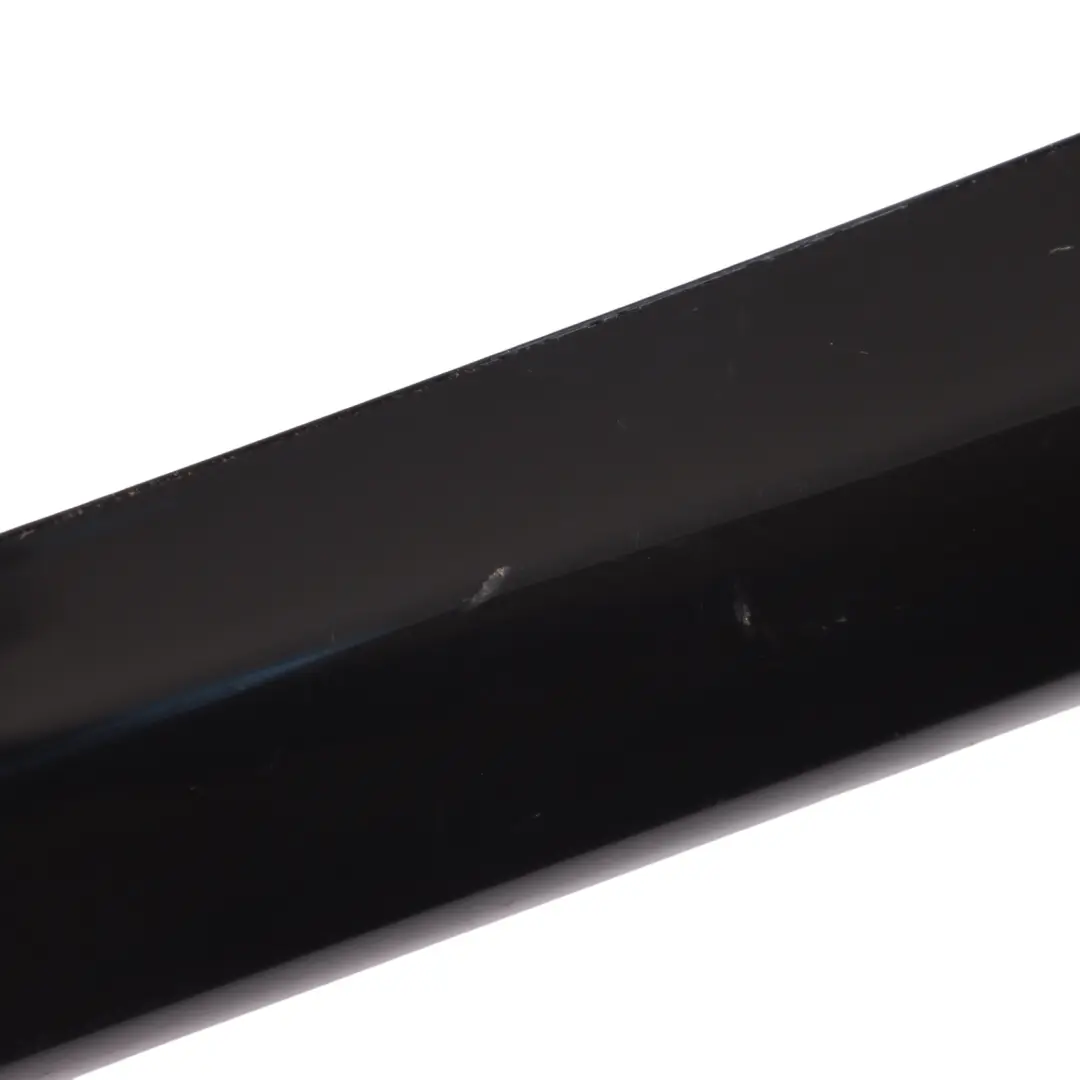 Front Door Trim Strip Cover Right O/S Pianolack Black to BMW F10 F11 with Part number 7974728 BMW F10 F11 Front Door Trim Strip Cover Right O/S Pianolack Black - SKU 7974728 - Part number 7974728