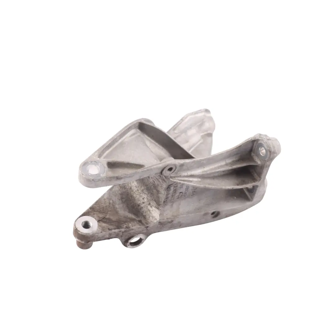 Volkswagen Transporter T6 Engine Support Mount Carrier Bracket Front - SKU 7E0199343B - Part number 7E0199343B