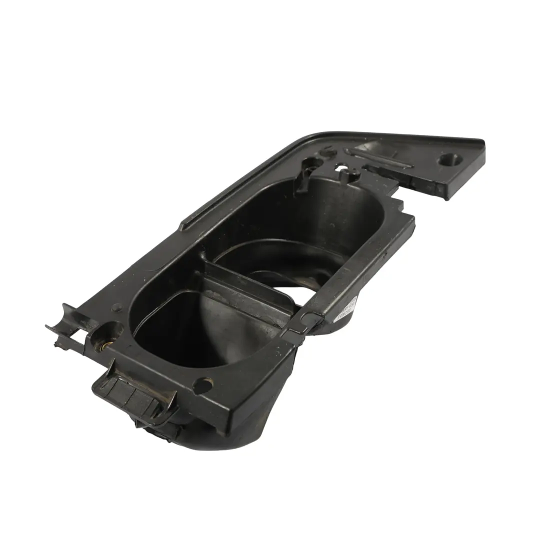 T6.1 Carcasa Del Cuello Llenado Combustible para Volkswagen Transporter con número de pieza 7E0201251H Volkswagen Transporter T6.1 Carcasa Del Cuello Llenado Combustible - SKU 7E0201251H - Número de pieza 7E0201251H