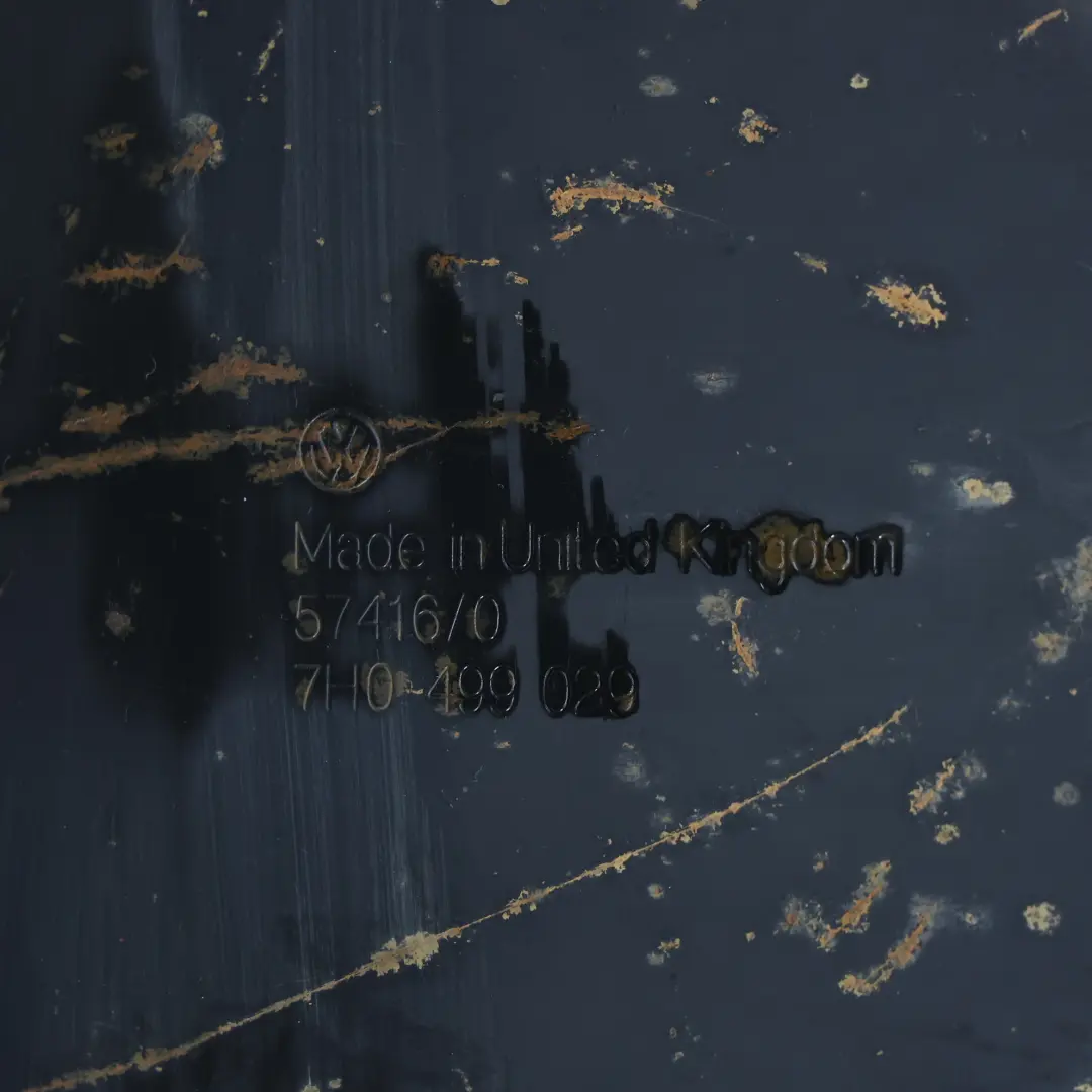 Soporte Del Eje Delantero Del para Volkswagen VW Transporter T5 con número de pieza 7H0499029AF Volkswagen VW Transporter T5 Soporte Del Eje Delantero Del - SKU 7H0499029AF - Número de pieza 7H0499029AF