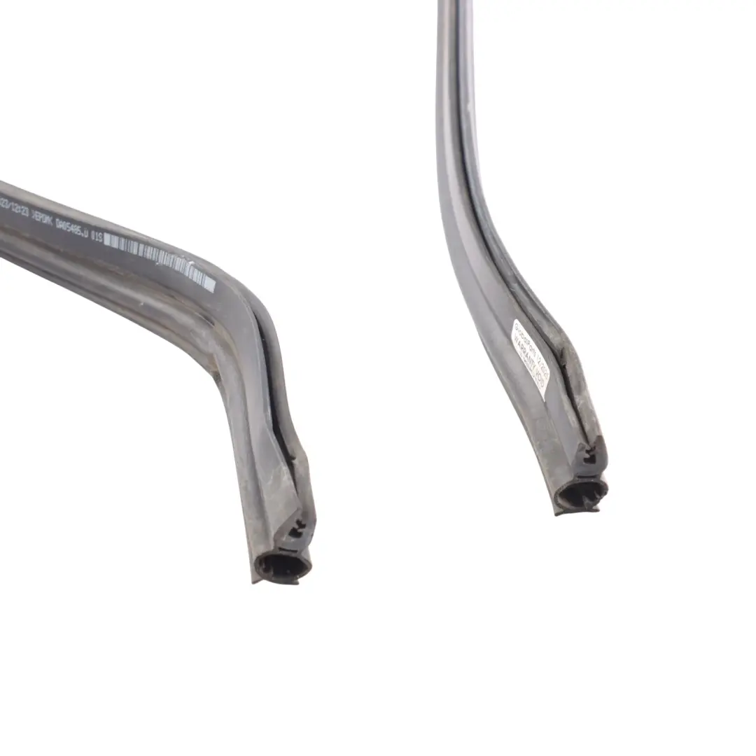 Guarnizione Sigillo Cofano Vano Motore per Volkswagen Transporter T6 con numero di parte 7H0823737D Volkswagen Transporter T6 Guarnizione Sigillo Cofano Vano Motore - SKU 7H0823737D - Numero di parte 7H0823737D