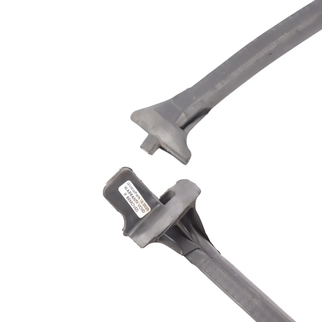 Volkswagen Transporter T6 Rear Double Door Seal Rubber Gasket Centre - SKU 7H0827709F - Part number 7H0827709F