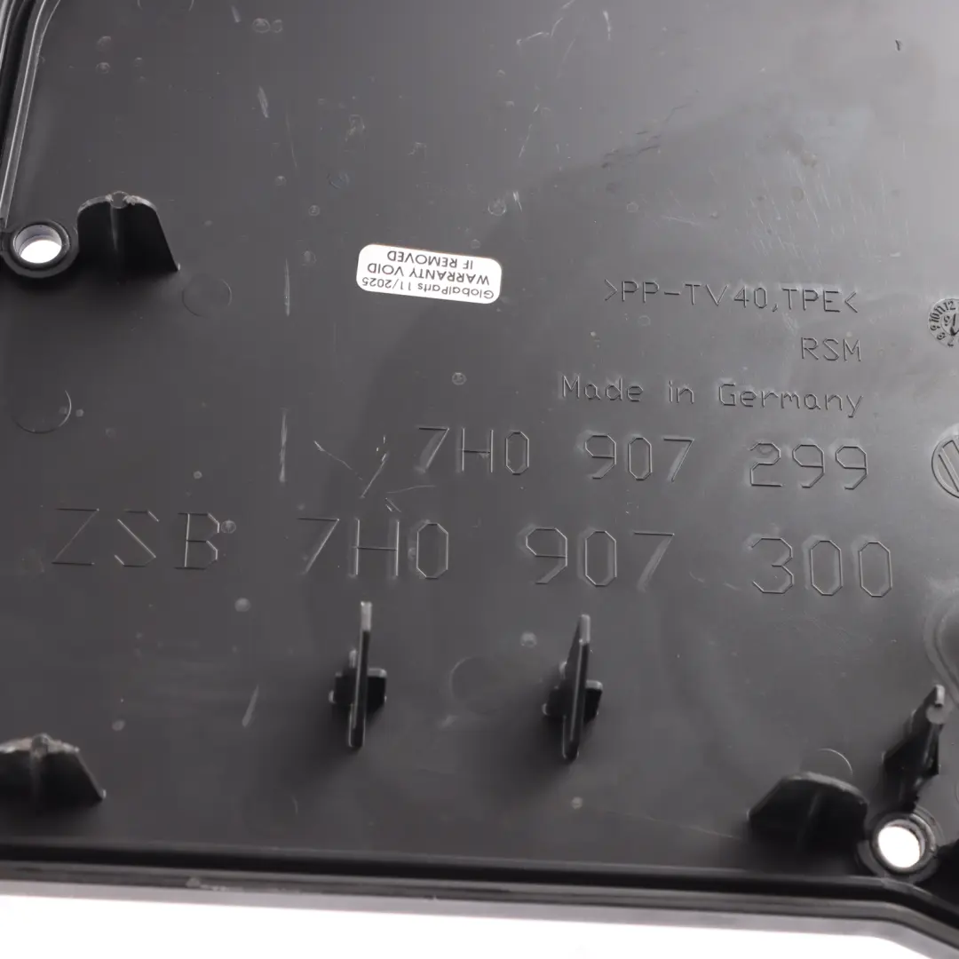 Bay Cover For Main Fuse Box 7H0907300 to Volkswagen Transporter T5 Engine with Part number 7H0907299 Volkswagen Transporter T5 Engine Bay Cover For Main Fuse Box 7H0907300 - SKU 7H0907299 - Part number 7H0907299