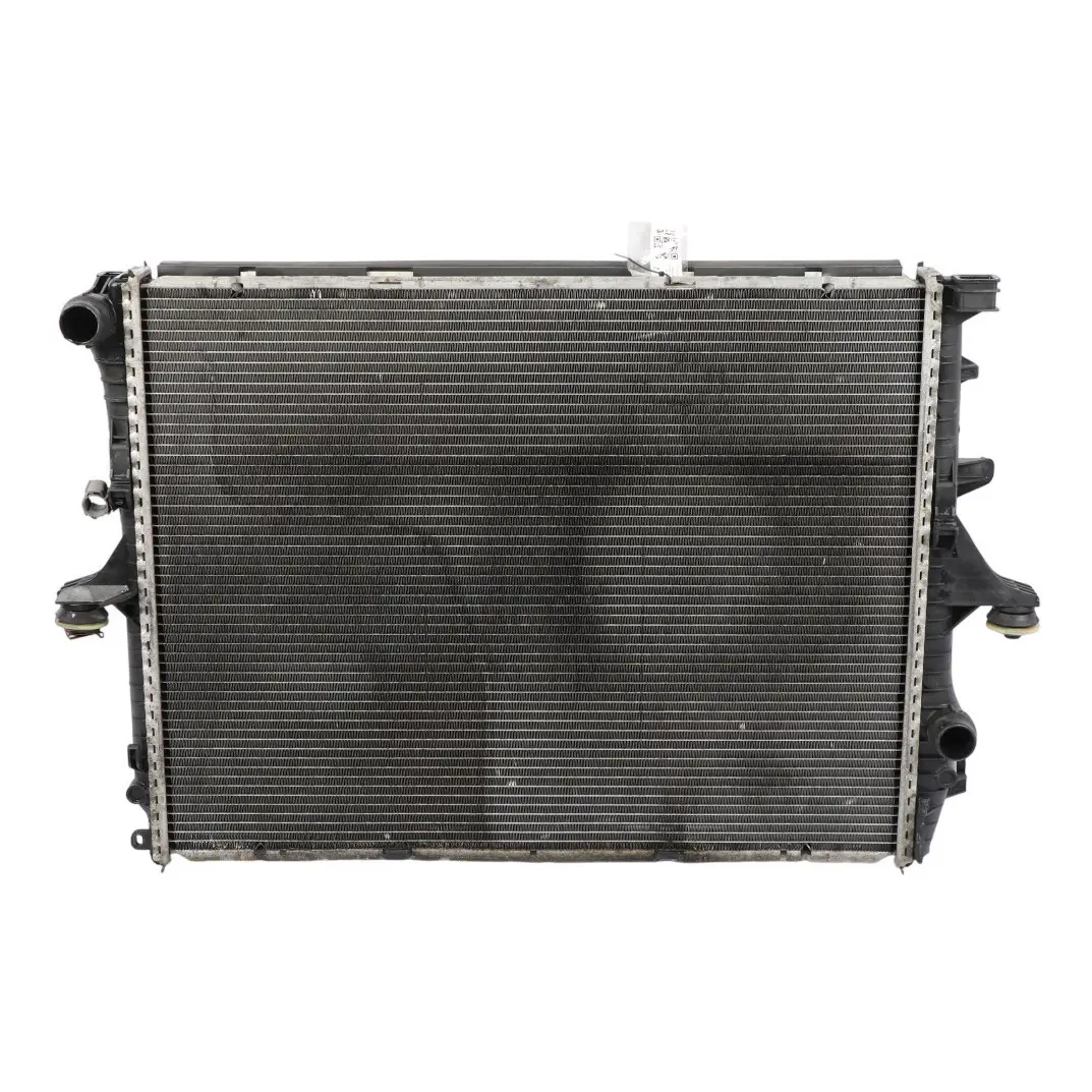 7L Chłodnica Wody Silnika do Porsche Cayenne 9PA VW Touareg o numerze 7L0121253 Porsche Cayenne 9PA VW Touareg 7L Chłodnica Wody Silnika - SKU 7L0121253 - Numer Części 7L0121253