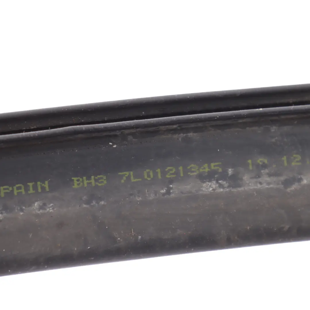 Obere Vordere Kühler Dichtung für Audi Q7 4L VW Touareg 7P5 mit Teilenummer 7L0121345 Audi Q7 4L VW Touareg 7P5 Obere Vordere Kühler Dichtung - SKU 7L0121345 - Teilenummer 7L0121345