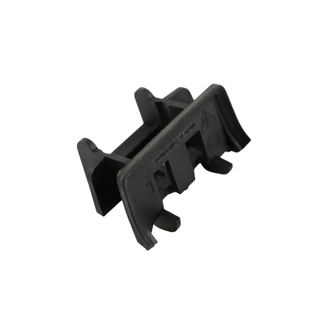 Supporto Per Rivestimento Montante B Sinistro per Porsche Cayenne 955 9PA con numero di parte 7L0853237A Porsche Cayenne 955 9PA Supporto Per Rivestimento Montante B Sinistro - SKU 7L0853237A - Numero di parte 7L0853237A