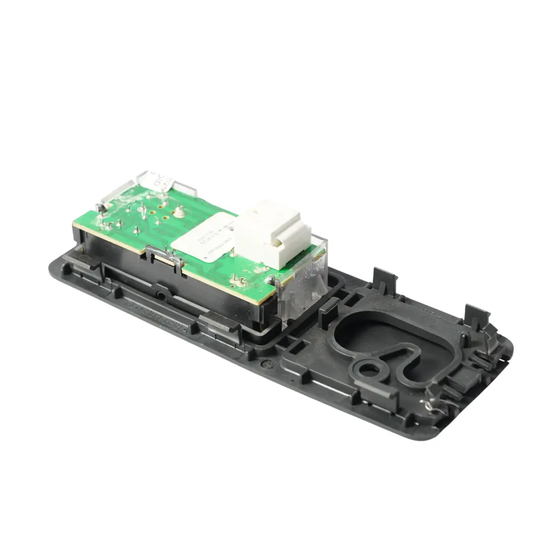 Porsche Cayenne 955 Hintere Dachhimmel Lampe Licht Höflichkeit Rechts - SKU 7L0861688A-1 - Teilenummer 7L0861688A