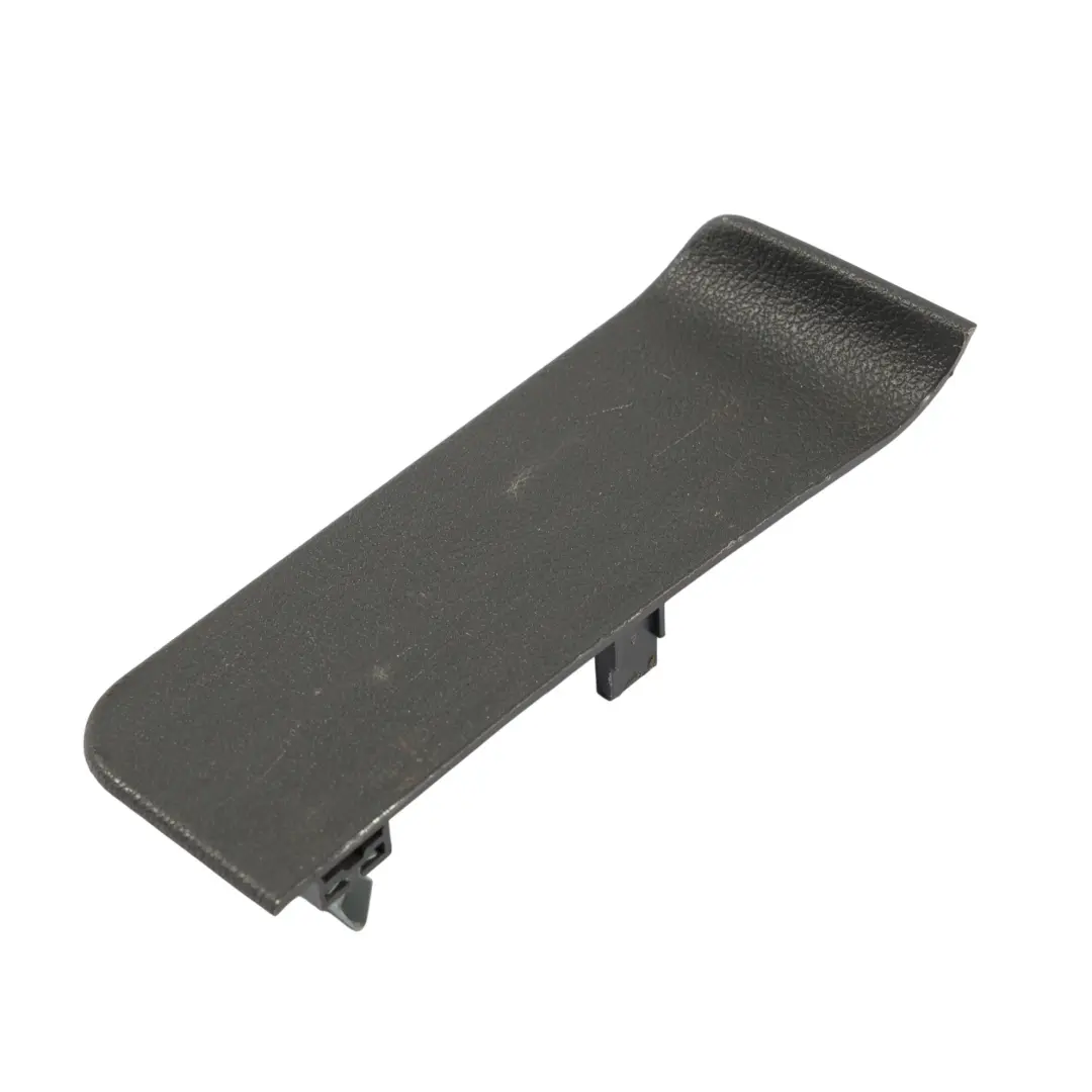 7L Alfombra Negro Embellecedor Delantero Izquierdo Derecho para Volkswagen Touareg con número de pieza 7L0864298 Volkswagen Touareg 7L Alfombra Negro Embellecedor Delantero Izquierdo Derecho - SKU 7L0864298 - Número de pieza 7L0864298