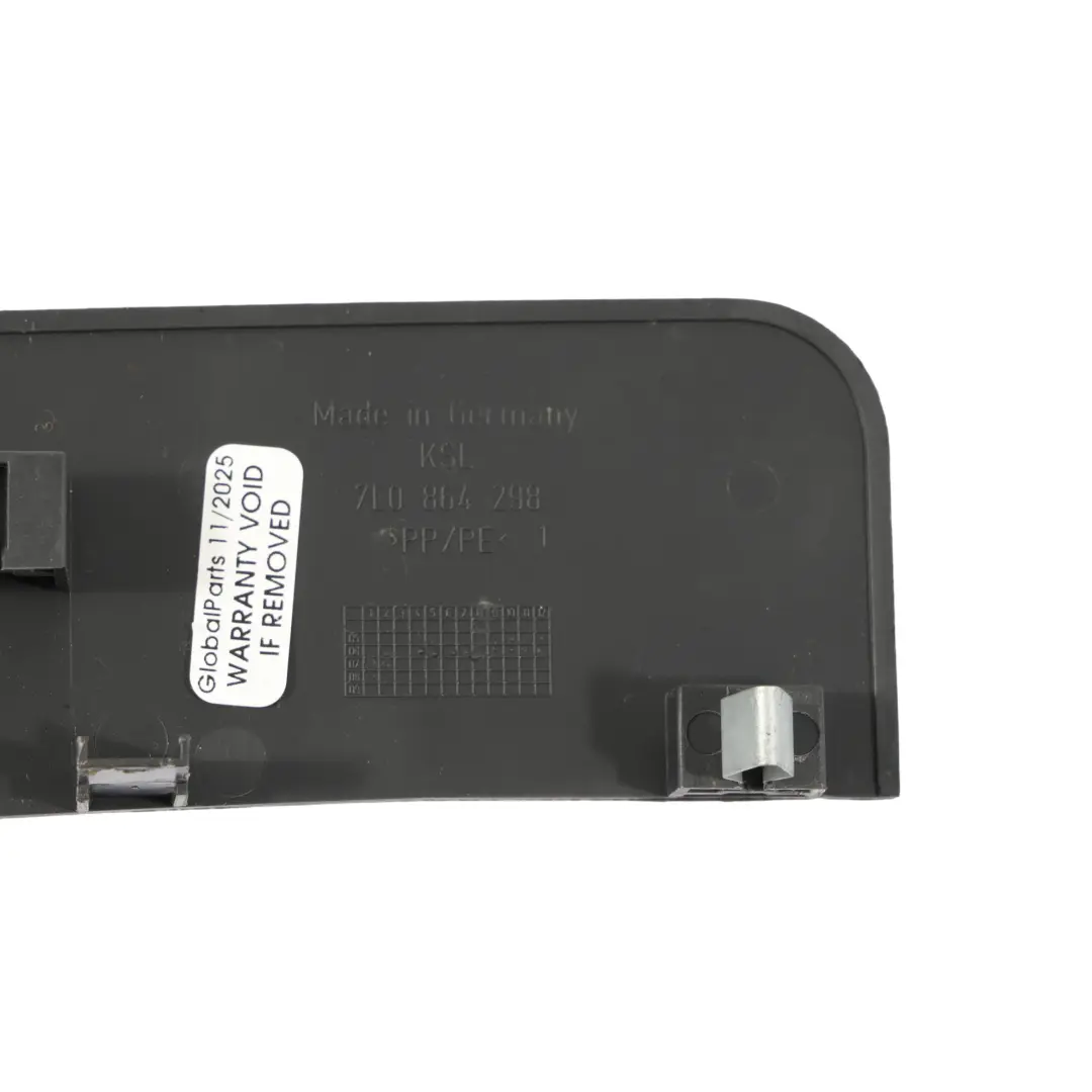 7L Osłóna Zaślepka Dywanu Lewy Prawy Przód do Volkswagen Touareg o numerze 7L0864298 Volkswagen Touareg 7L Osłóna Zaślepka Dywanu Lewy Prawy Przód - SKU 7L0864298 - Numer Części 7L0864298