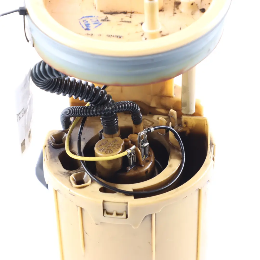 Furgon Fuel Tank Pump Sender Unit Diesel Engine to VW Transporter T5 with Part number 7H0919050C VW Transporter T5 Furgon Fuel Tank Pump Sender Unit Diesel Engine - SKU 7H0919050C - Part number 7H0919050C