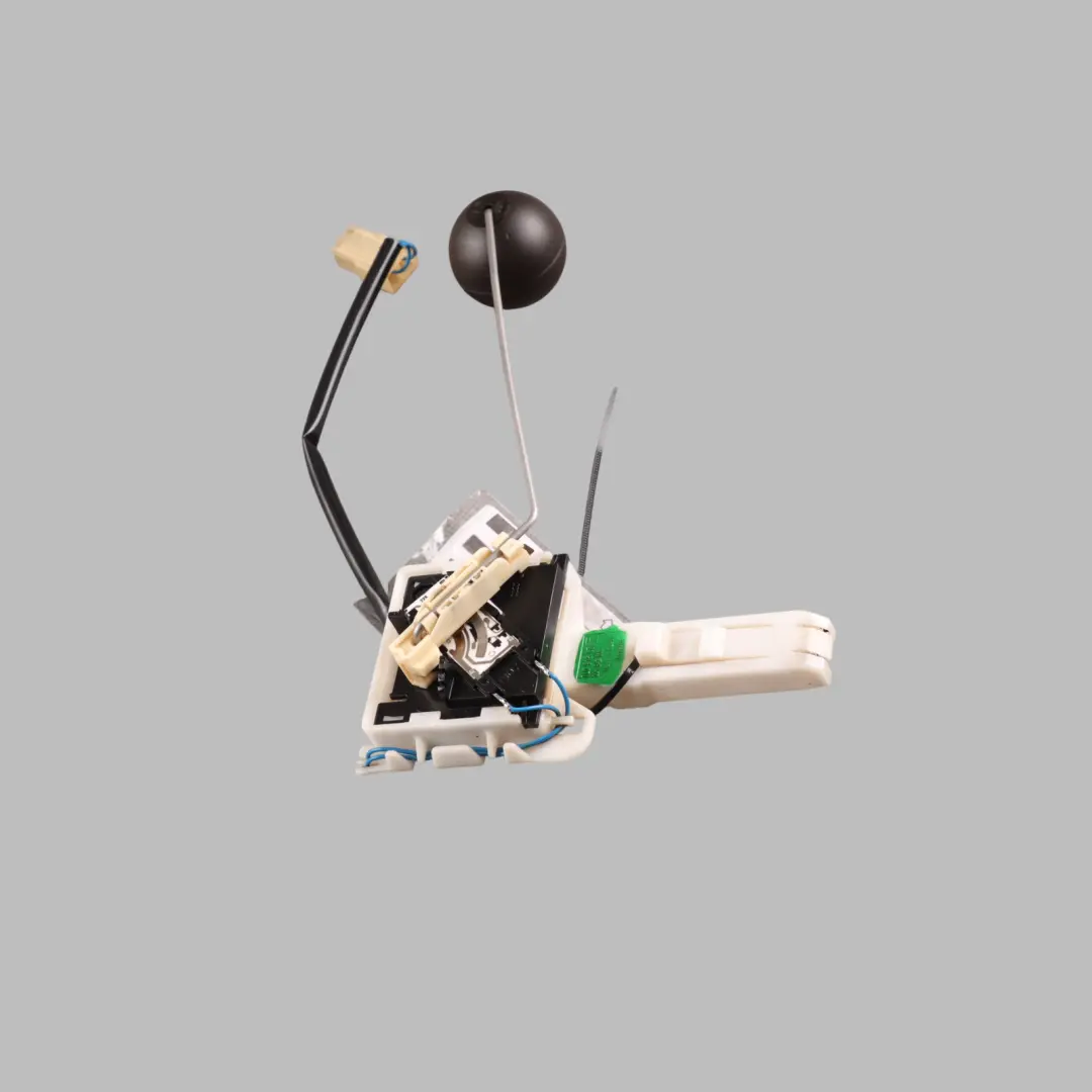 7L Fuel Pump Sender Unit Right O/S 3.0 TDI Diesel to Volkswagen Touareg with Part number 7L0919673F Volkswagen Touareg 7L Fuel Pump Sender Unit Right O/S 3.0 TDI Diesel - SKU 7L0919673F - Part number 7L0919673F