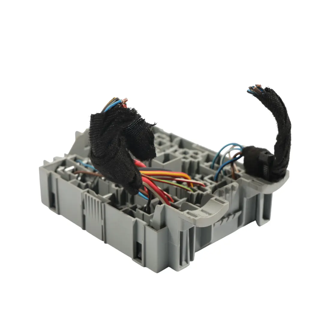 Volkswagen Touareg 7L Scatola Fusibili Modulo Unità Di Controllo Relè - SKU 7L0937503A - Numero di parte 7L0937503A