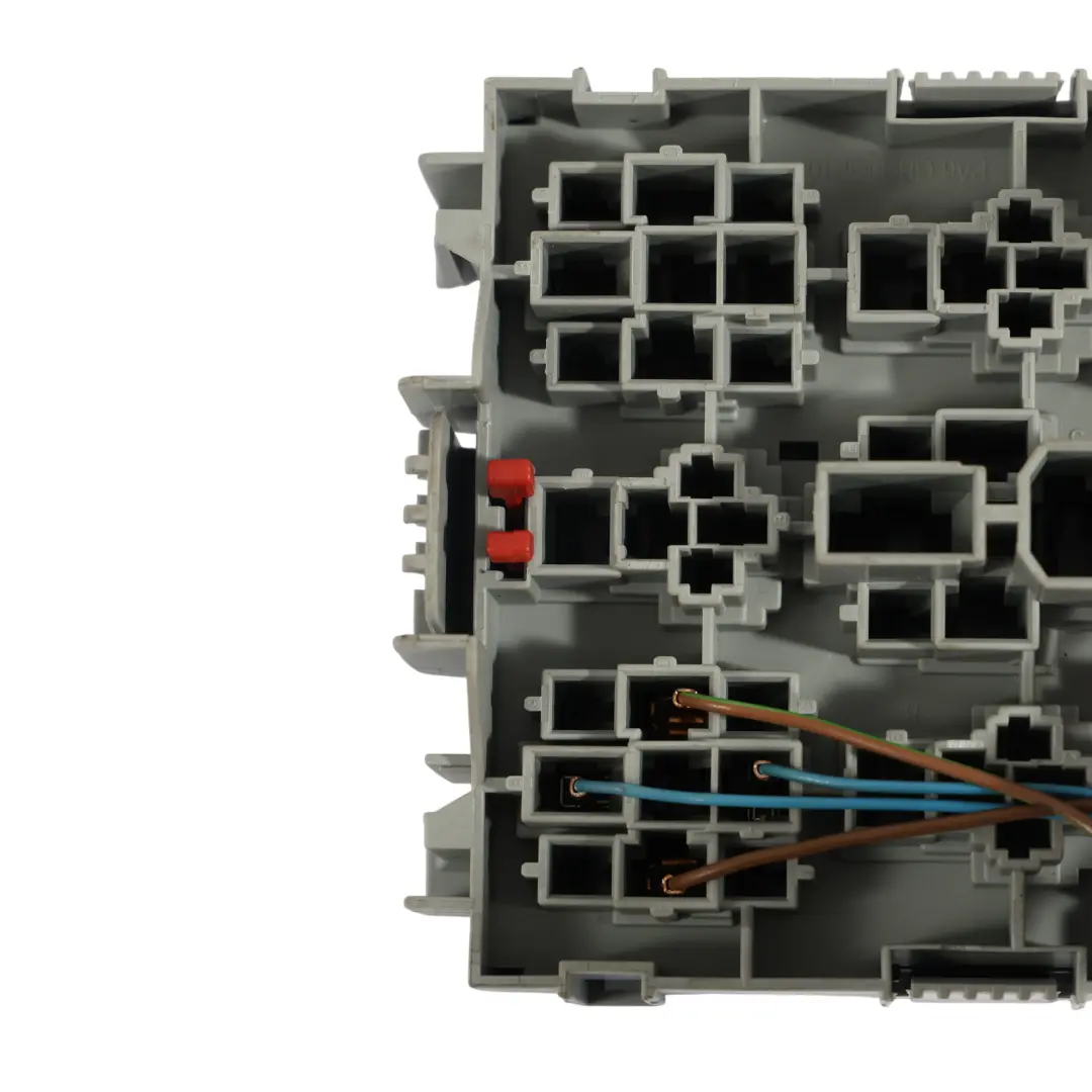 7L Fuse Box Relay Control Unit Module to Volkswagen Touareg with Part number 7L0937503A Volkswagen Touareg 7L Fuse Box Relay Control Unit Module - SKU 7L0937503A - Part number 7L0937503A