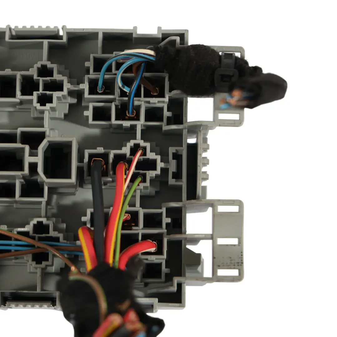 Volkswagen Touareg 7L Caja Fusibles Relé Unidad Control Módulo - SKU 7L0937503A - Número de pieza 7L0937503A