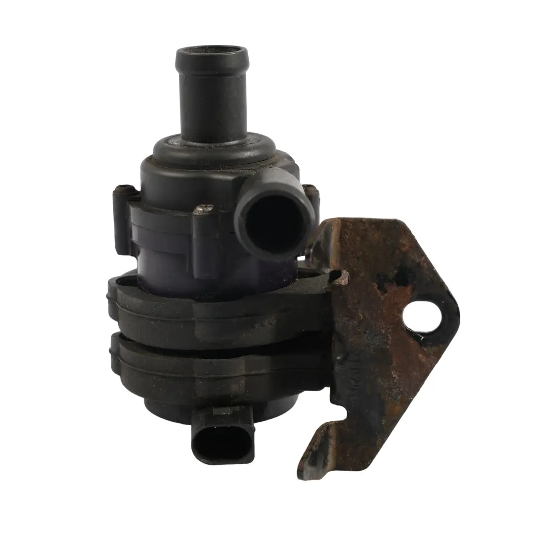 Zusatz Wasser Pumpe für Porsche Cayenne 9PA 3.0 TDI mit Teilenummer 7L0965561L Porsche Cayenne 9PA 3.0 TDI Zusatz Wasser Pumpe - SKU 7L0965561L-2 - Teilenummer 7L0965561L