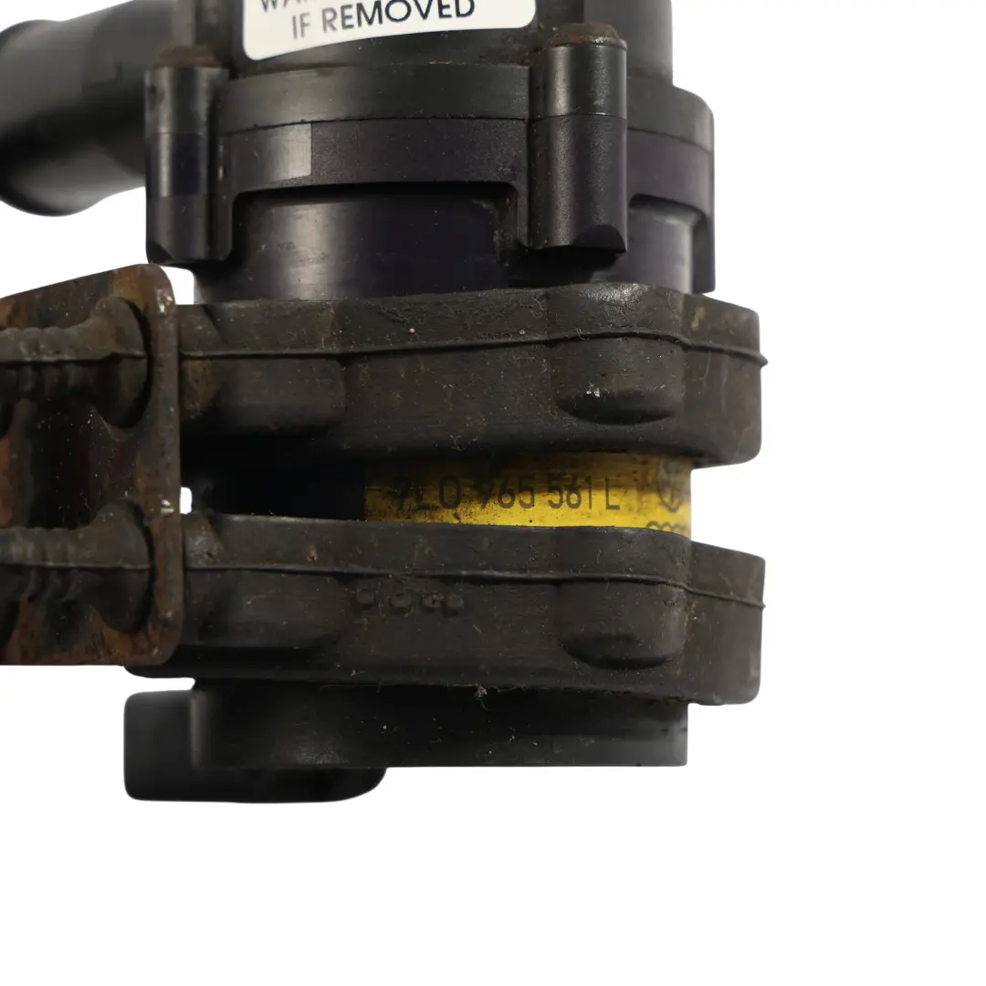 Bomba De Agua Auxiliar Adicional para Porsche Cayenne 9PA 3.0 TDI con número de pieza 7L0965561L Porsche Cayenne 9PA 3.0 TDI Bomba De Agua Auxiliar Adicional - SKU 7L0965561L-2 - Número de pieza 7L0965561L