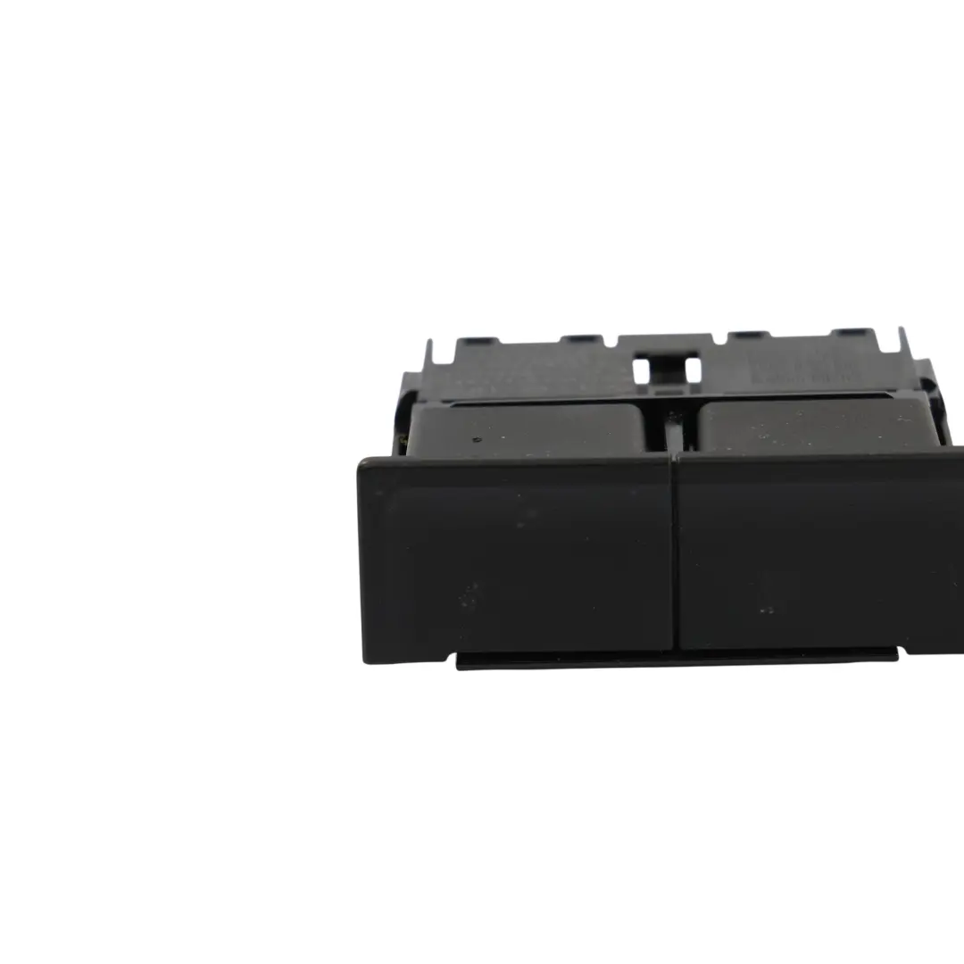 Rivestimento Pulsante Interruttore Cruscotto per VW Transporter T6 con numero di parte 7L2927211B VW Transporter T6 Rivestimento Pulsante Interruttore Cruscotto - SKU 7L2927211B - Numero di parte 7L2927211B