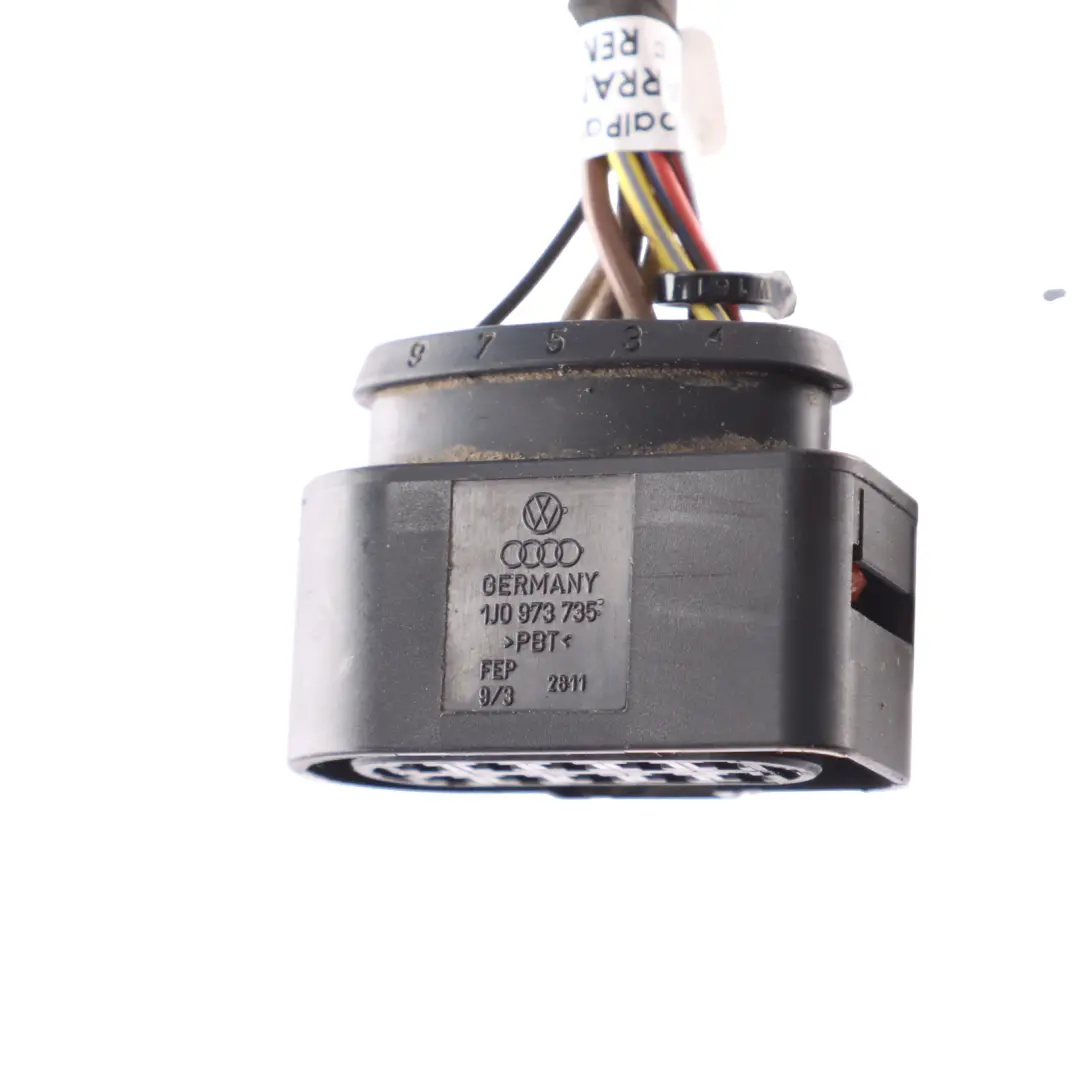 Headlight Headlamp Front Left N/S Cable Plug Socket Connector to VW Transporter T6 with Part number 7L2941005B VW Transporter T6 Headlight Headlamp Front Left N/S Cable Plug Socket Connector - SKU 7L2941005B-2 - Part number 7L2941005B