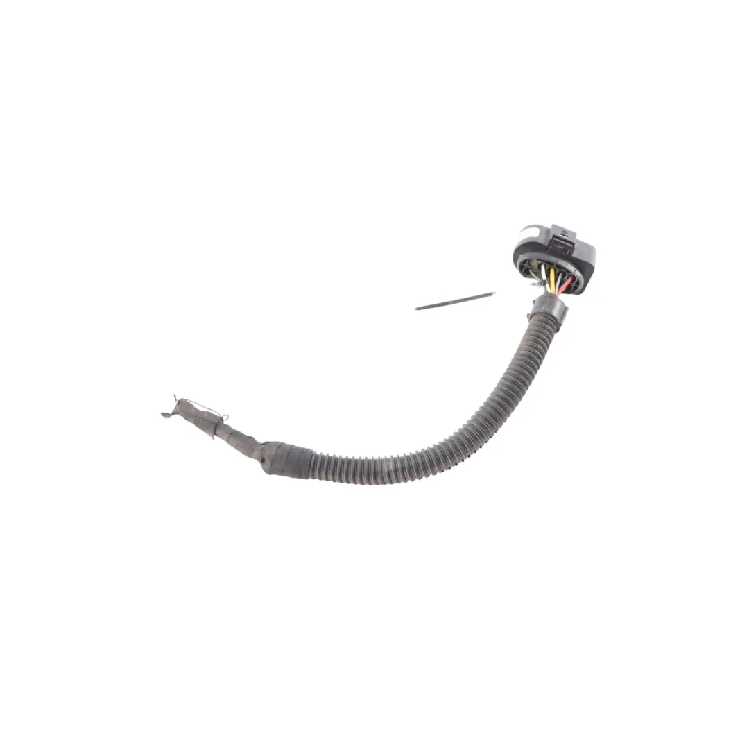 Headlight Headlamp Front Right O/S Cable Plug Socket Connector to VW Transporter T6 with Part number 7L2941006B VW Transporter T6 Headlight Headlamp Front Right O/S Cable Plug Socket Connector - SKU 7L2941006B-2 - Part number 7L2941006B