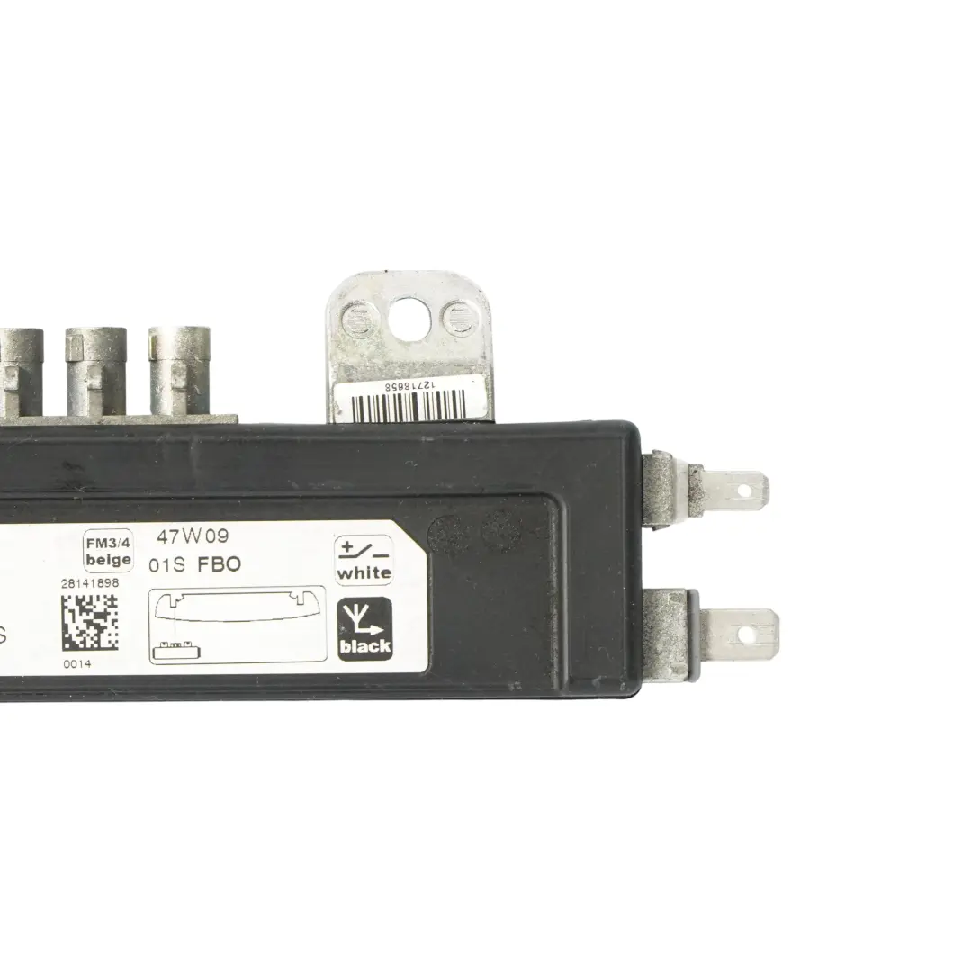 Porsche Cayenne 955 Amplificateur Antenne Radio Arrière Gauche - SKU 7L5035225S - Numéro de pièce 7L5035225S