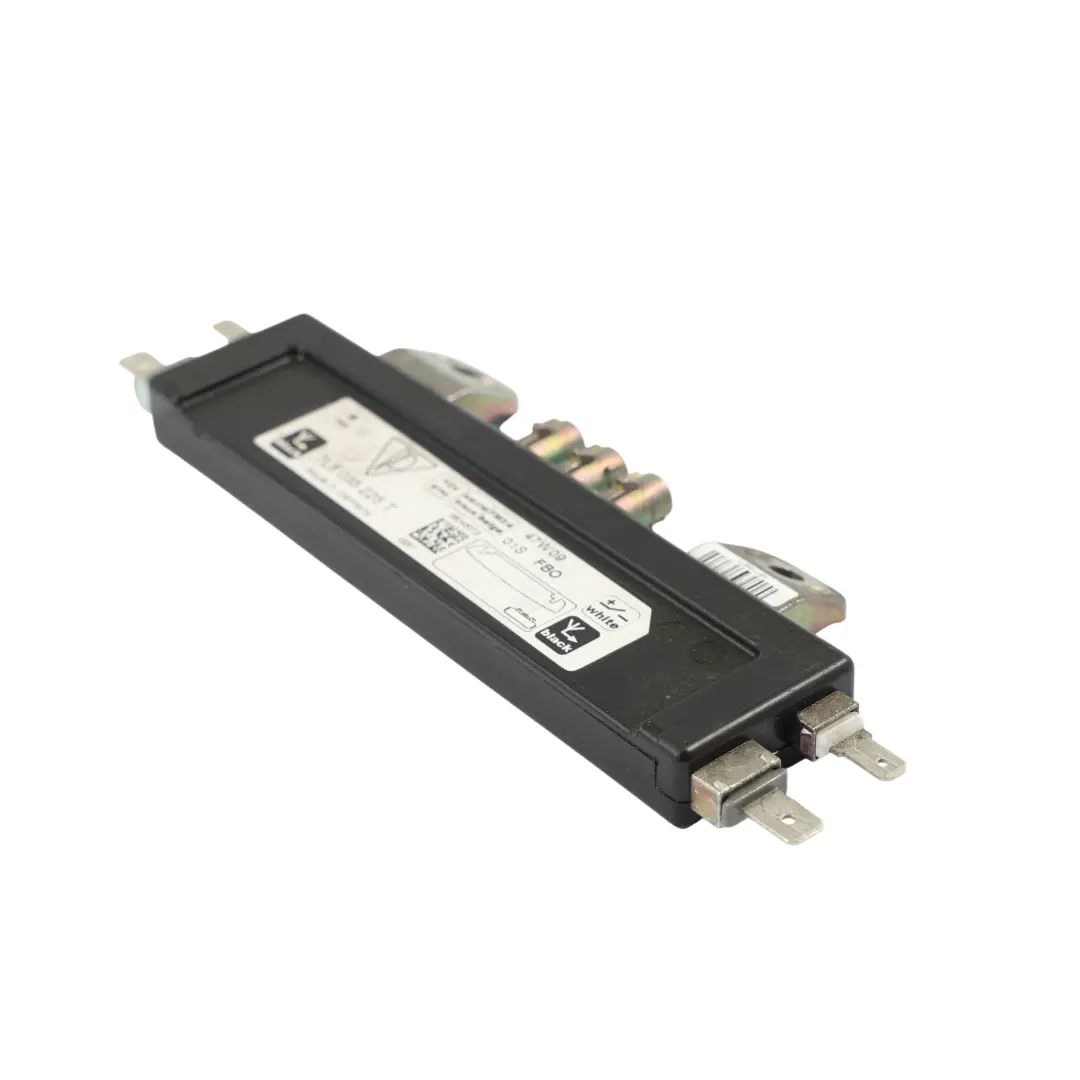 Porsche Cayenne 9PA Amplificateur D'Antenne Arrière Droite - SKU 7L5035225T - Numéro de pièce 7L5035225T