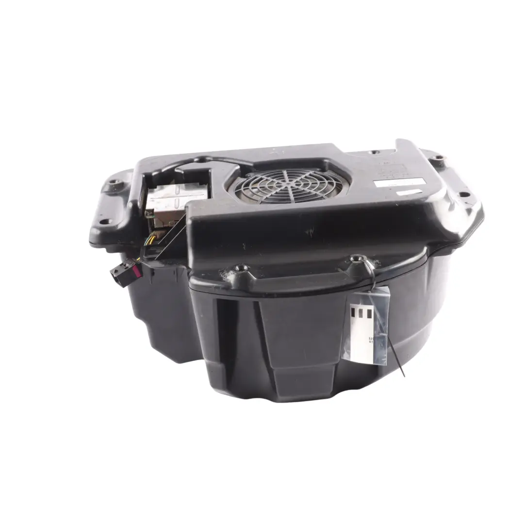 Subwoofer Speaker Bass Box E1 Sound Unit Bose to Porsche Cayenne 9PA with Part number 7L5035403 Porsche Cayenne 9PA Subwoofer Speaker Bass Box E1 Sound Unit Bose - SKU 7L5035403 - Part number 7L5035403