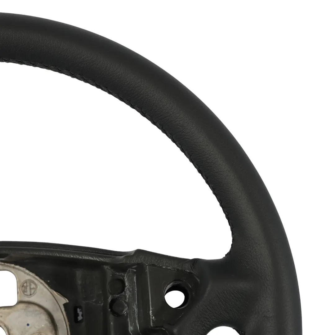 Volant NEUF En Cuir Noir pour Porsche Cayenne 955 9PA à propos du numéro de pièce 7L5419091S Porsche Cayenne 955 9PA Volant NEUF En Cuir Noir - SKU 7L5419091S-1 - Numéro de pièce 7L5419091S