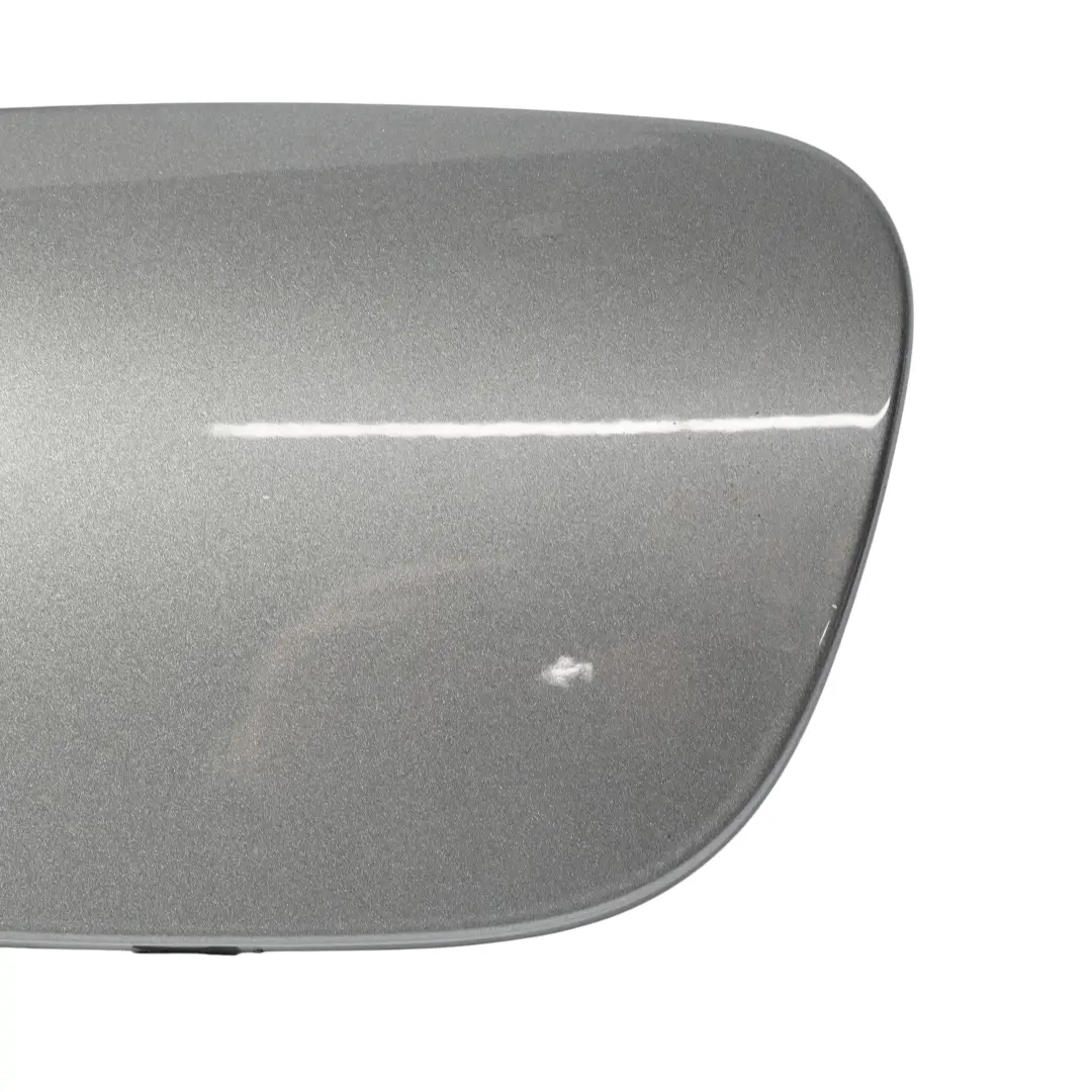 Couvercle De Trappe À Carburant Gris Météore Métallisé - M7W pour Porsche Cayenne 955 à propos du numéro de pièce 7L5809905D-MET Porsche Cayenne 955 Couvercle De Trappe À Carburant Gris Météore Métallisé - M7W - SKU 7L5809905D-MET - Numéro de pièce 7L5809905D-MET
