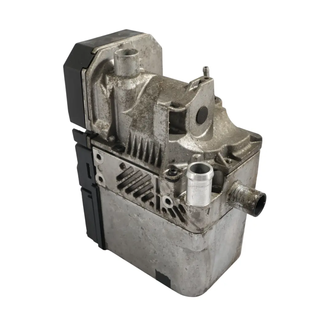 957 Webasto Auxiliary Heater Pump unit 3.0 Diesel to Porsche Cayenne 9PA with Part number 7L5815071 Porsche Cayenne 9PA 957 Webasto Auxiliary Heater Pump unit 3.0 Diesel - SKU 7L5815071 - Part number 7L5815071