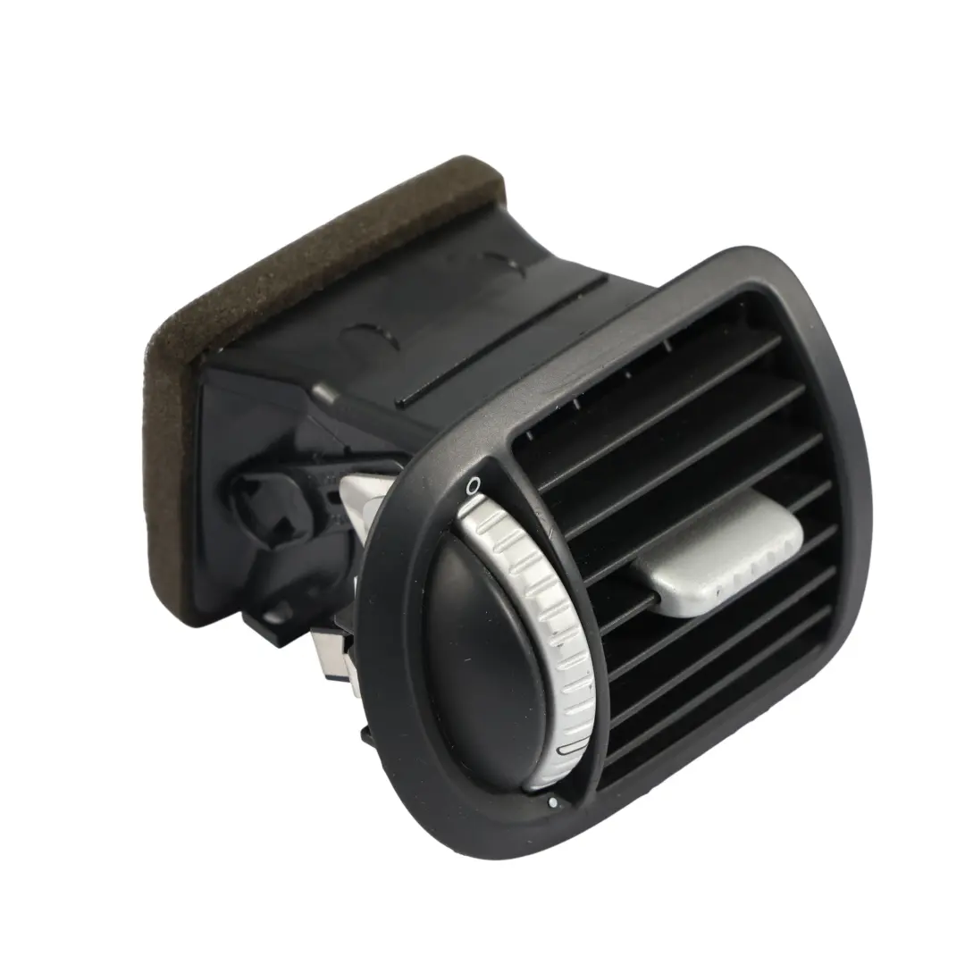 Griglia Ventilazione Cruscoto Ugello Sinistro per Porsche Cayenne 955 9PA con numero di parte 7L5819703B Porsche Cayenne 955 9PA Griglia Ventilazione Cruscoto Ugello Sinistro - SKU 7L5819703B - Numero di parte 7L5819703B