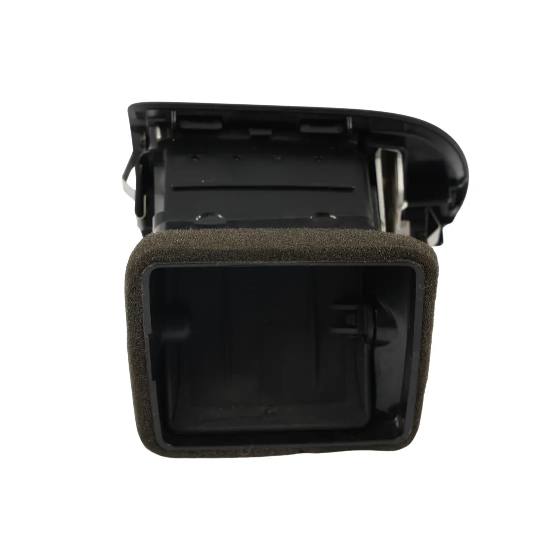 Griglia Ventilazione Cruscoto Ugello Sinistro per Porsche Cayenne 955 9PA con numero di parte 7L5819703B Porsche Cayenne 955 9PA Griglia Ventilazione Cruscoto Ugello Sinistro - SKU 7L5819703B - Numero di parte 7L5819703B