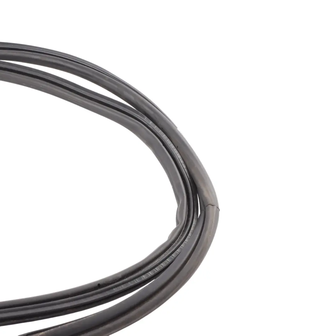 Window Seal Edge Protection Rubber to Porsche Cayenne 955 9PA Rear with Part number 7L5845521B Porsche Cayenne 955 9PA Rear Window Seal Edge Protection Rubber - SKU 7L5845521B - Part number 7L5845521B