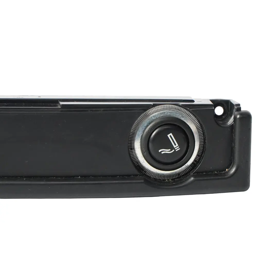 Porsche Cayenne 955 Salpicadero Enchufe 12V Panel - SKU 7L5863440 - Número de pieza 7L5863440