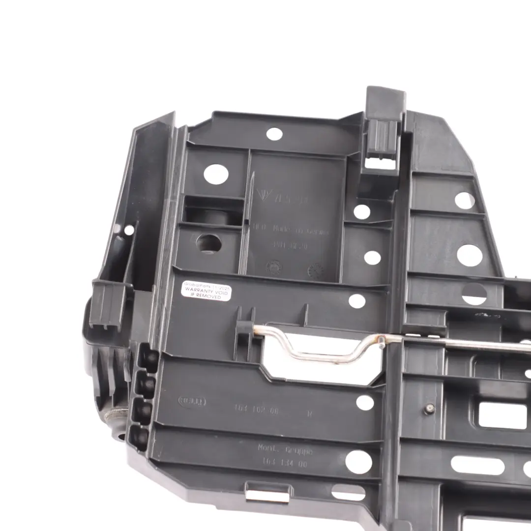 Front Headlight Mount Bracket Holder Right O/S to Porsche Cayenne 955 with Part number 7L5941046 Porsche Cayenne 955 Front Headlight Mount Bracket Holder Right O/S - SKU 7L5941046 - Part number 7L5941046