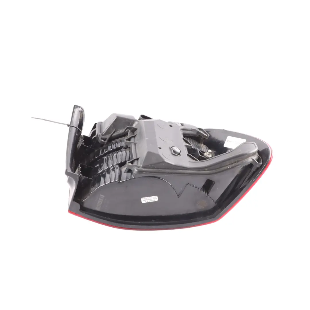 957 Tail Boot Lid Light Rear Lamp Left N/S to Porsche Cayenne with Part number 7L5945207B Porsche Cayenne 957 Tail Boot Lid Light Rear Lamp Left N/S - SKU 7L5945207B - Part number 7L5945207B