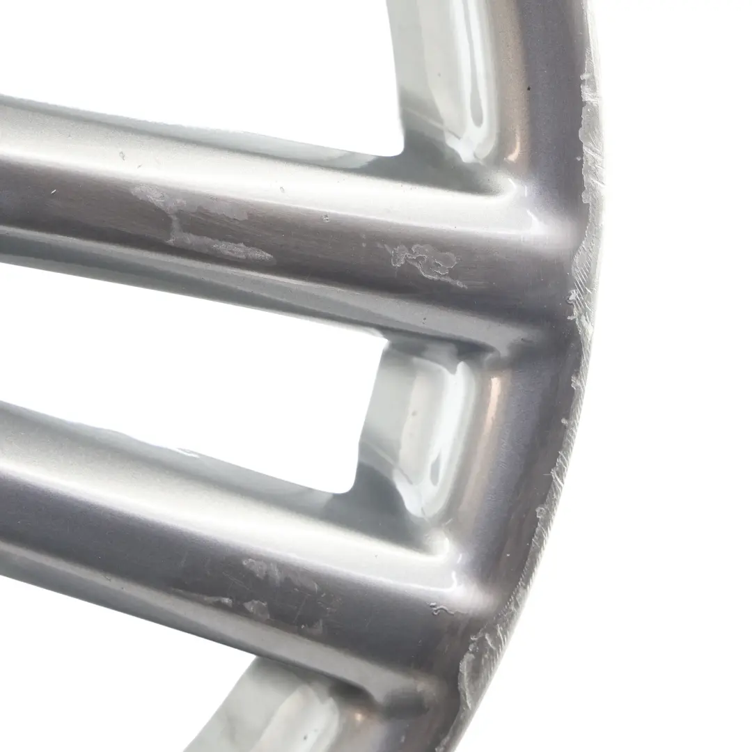 7L Felga Aluminiowa 19" 9J ET:60 do Volkswagen Touareg o numerze 7L6601025S Volkswagen Touareg 7L Felga Aluminiowa 19" 9J ET:60 - SKU 7L6601025S-2 - Numer Części 7L6601025S