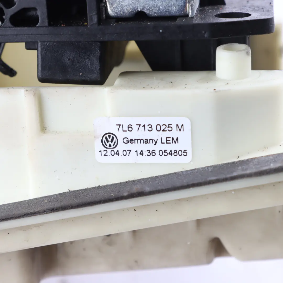 7L Selettore Marcia Asta Leva Automatica per Volkswagen Touareg con numero di parte 7L6713093A Volkswagen Touareg 7L Selettore Marcia Asta Leva Automatica - SKU 7L6713093A-1 - Numero di parte 7L6713093A