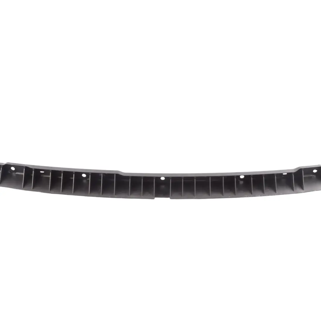 Volkswagen Touareg 7L Support Fixation Central Pare-Chocs Arrière - SKU 7L6807863B - Numéro de pièce 7L6807863B