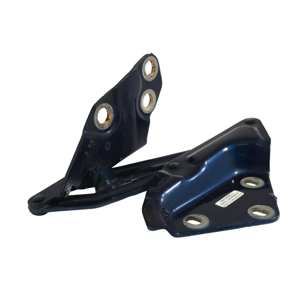 7L Charnière Capot Gauche Bleu Ombré - D5Q pour Volkswagen Touareg à propos du numéro de pièce 7L6823301B Volkswagen Touareg 7L Charnière Capot Gauche Bleu Ombré - D5Q - SKU 7L6823301B-SHBL - Numéro de pièce 7L6823301B