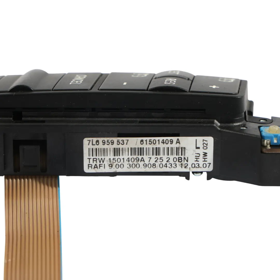 7L Lenkradschalter Links für Volkswagen Touareg mit Teilenummer 7L6959537 Volkswagen Touareg 7L Lenkradschalter Links - SKU 7L6959537 - Teilenummer 7L6959537