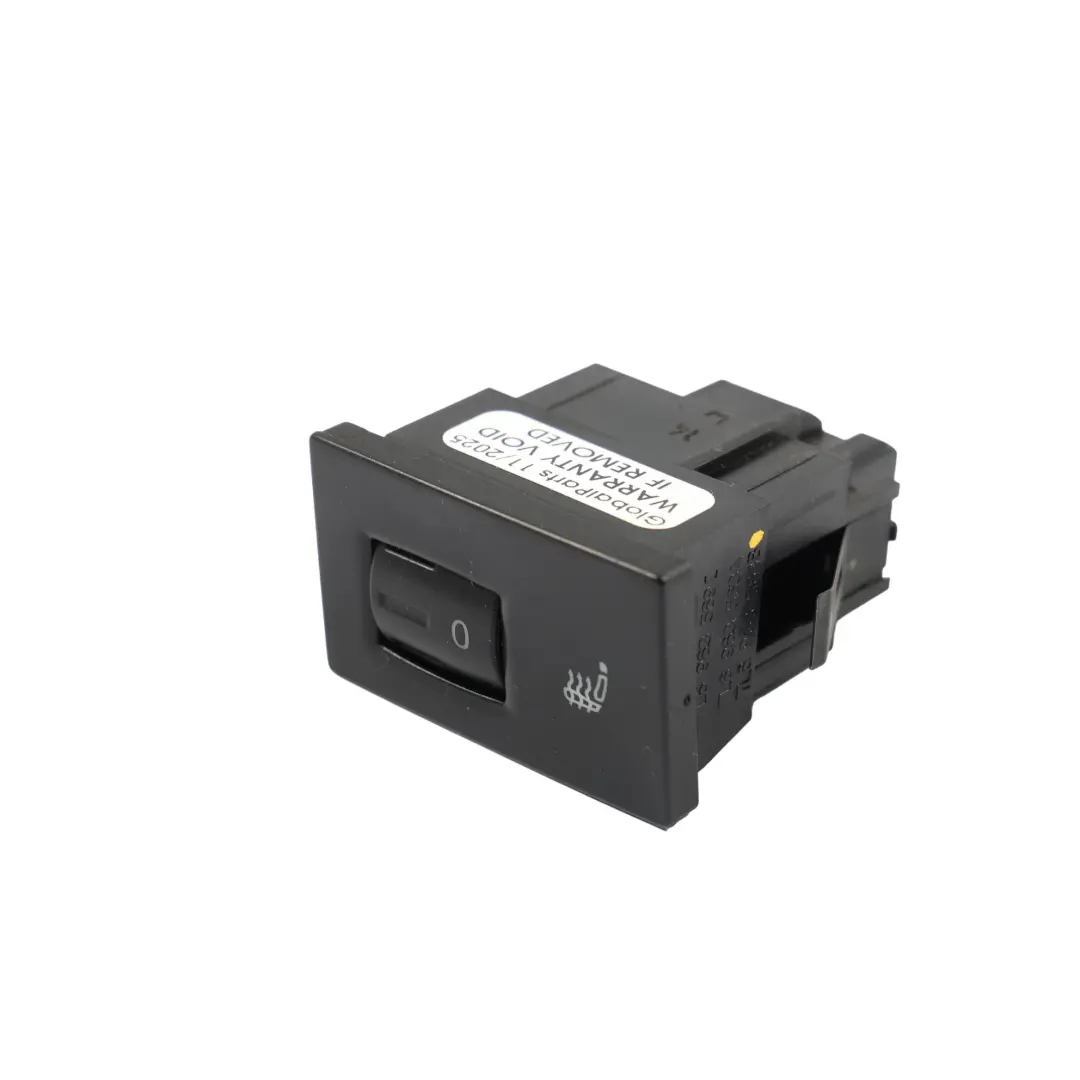 7L Dashboard Sitzheizung Schalter Links für Volkswagen Touareg mit Teilenummer 7L6963563B Volkswagen Touareg 7L Dashboard Sitzheizung Schalter Links - SKU 7L6963563B - Teilenummer 7L6963563B